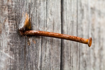 nail-inside-wood